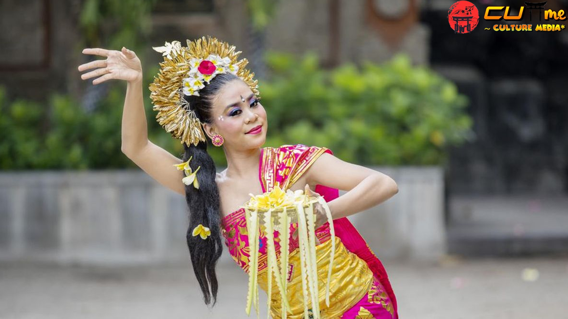 Tari Pendet Bukan Sekadar Hiburan Tapi Panggilan dari Leluhur