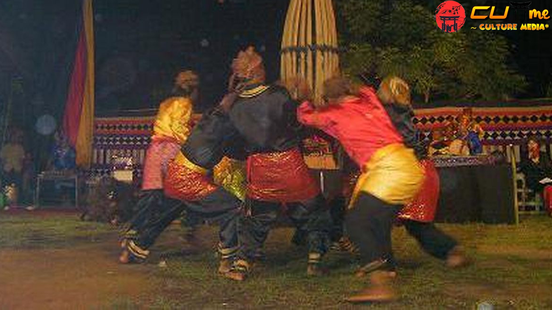 Mengenal Lukah Gilobudaya Simbol Unik dari Padang!