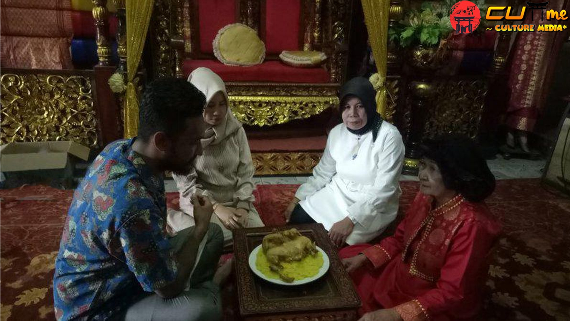 Budaya Palembang Pesona Tepung Mawar yang Memukau!