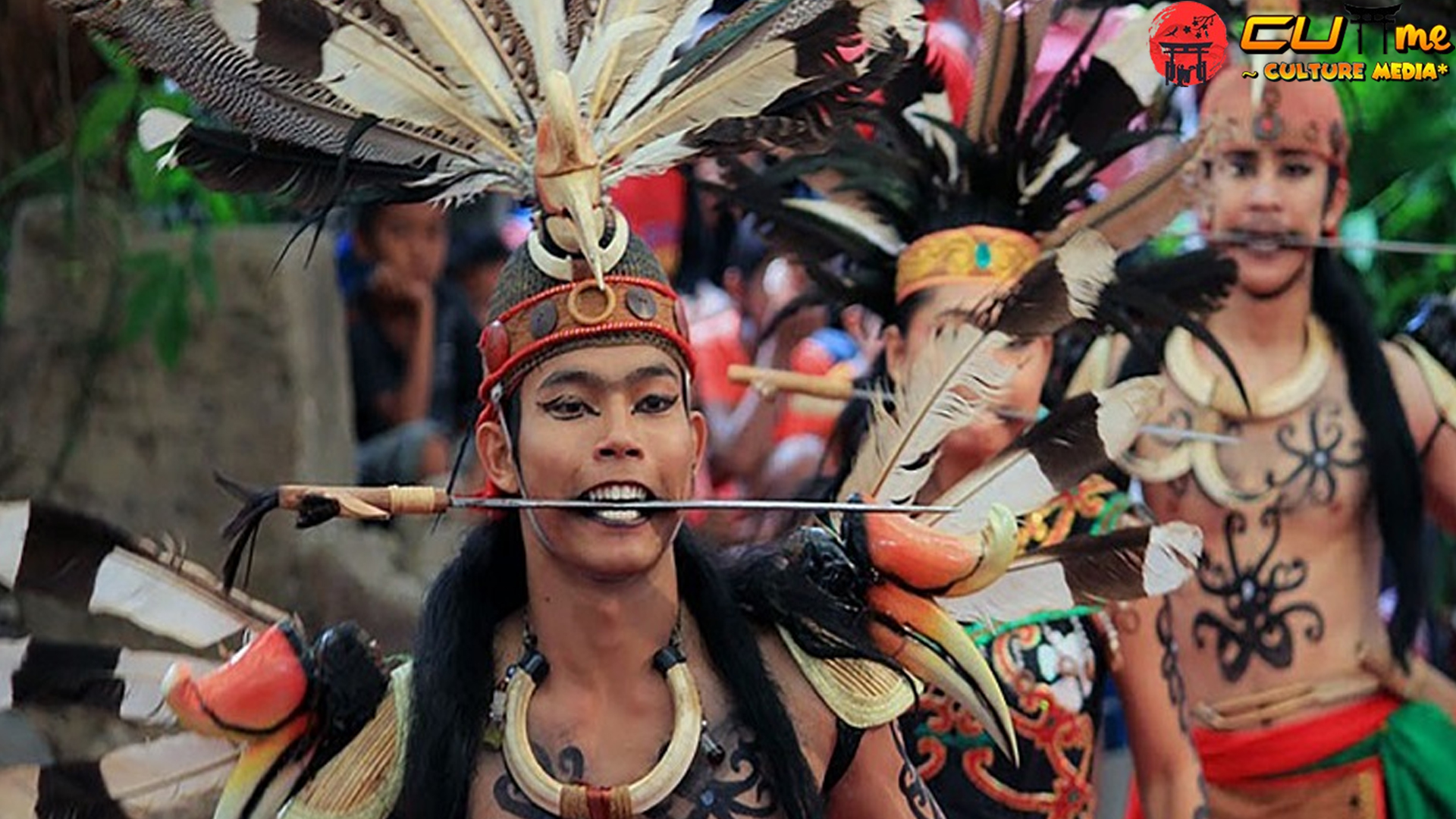 Warisan Kalimantan Filosofi Mandau dan Talawang!