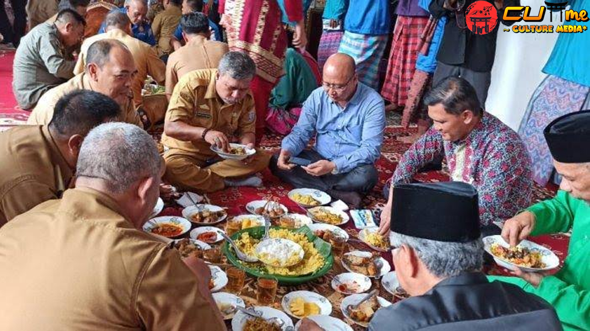 Ngobeng Tradisi Makan Palembang yang Penuh Makna!
