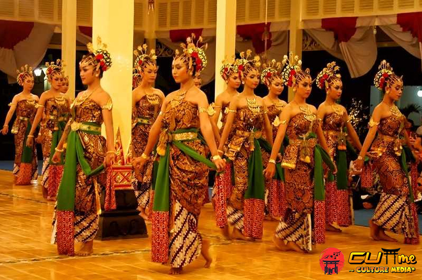 Keindahan Tersembunyi Tari Bedhaya Ketawang dari Solo!