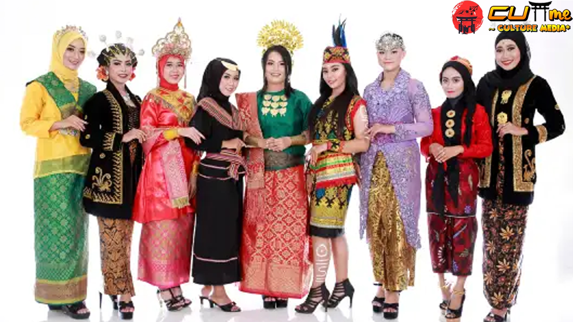 1 Pakaian Adat Indonesia: Suci yang Gak Ada Duanya!