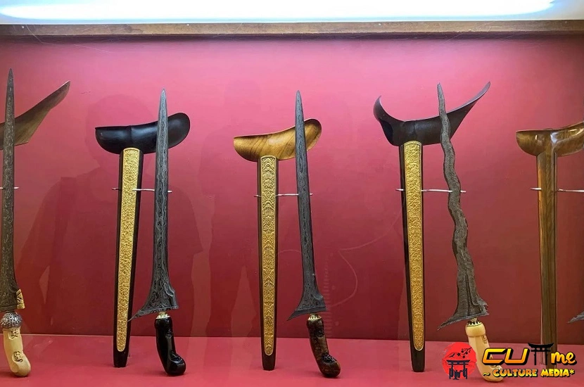 Keris dalam 10 Kehidupan Masyarakat Indonesia