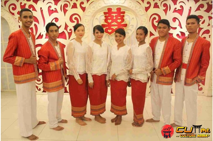 Baju Cele Menarik Lestarikan 4 Budaya Sendiri